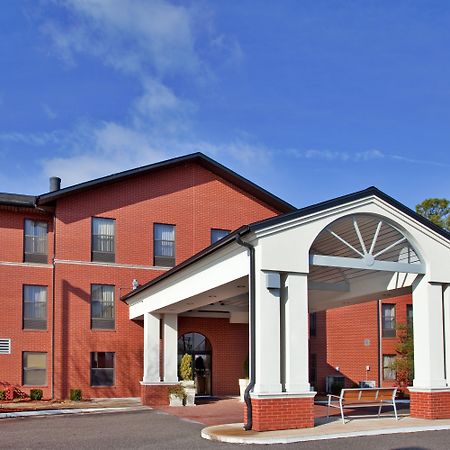 Holiday Inn Express & Suites Batesville By Ihg Bagian luar foto