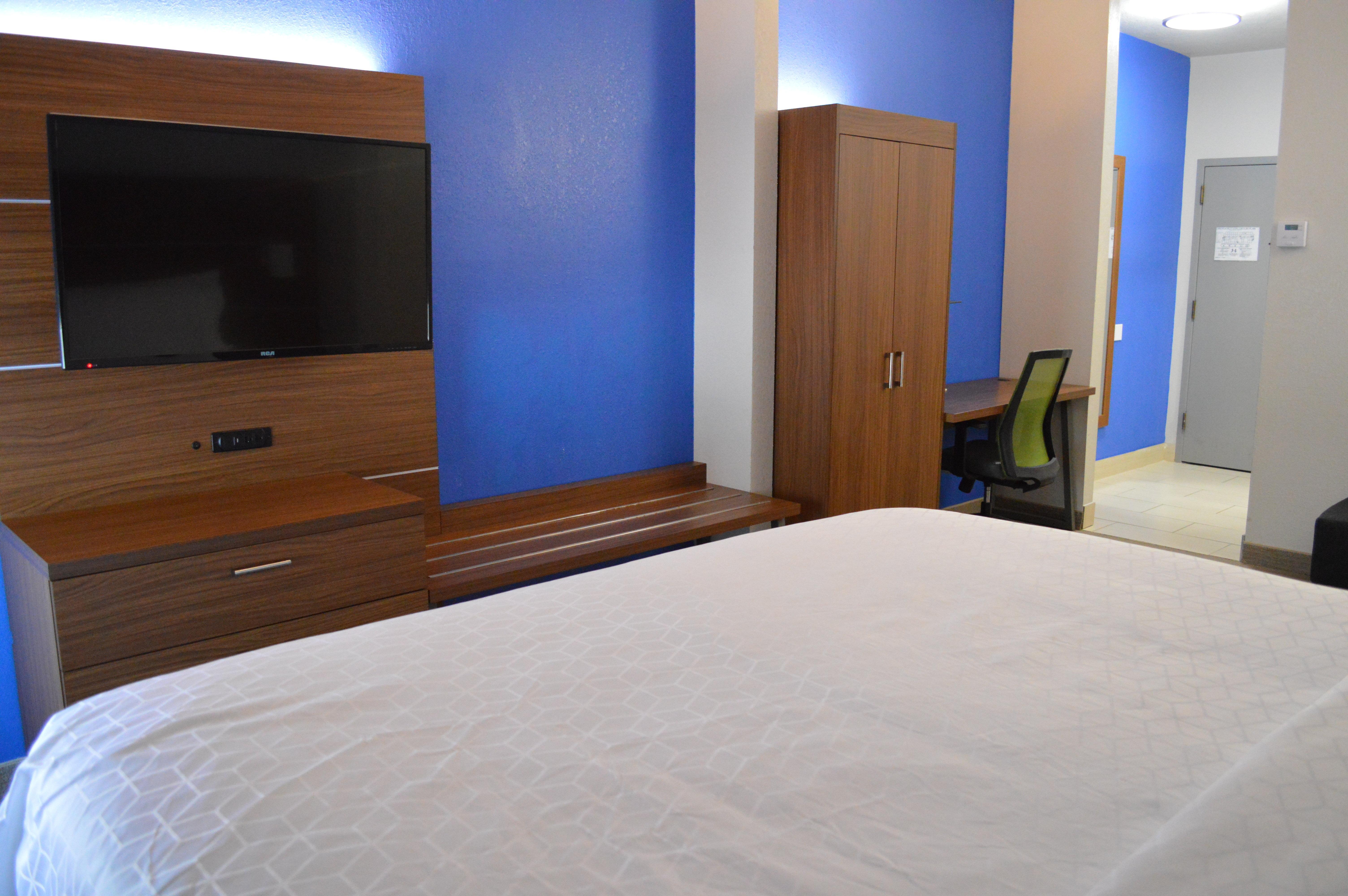 Holiday Inn Express & Suites Batesville By Ihg Bagian luar foto