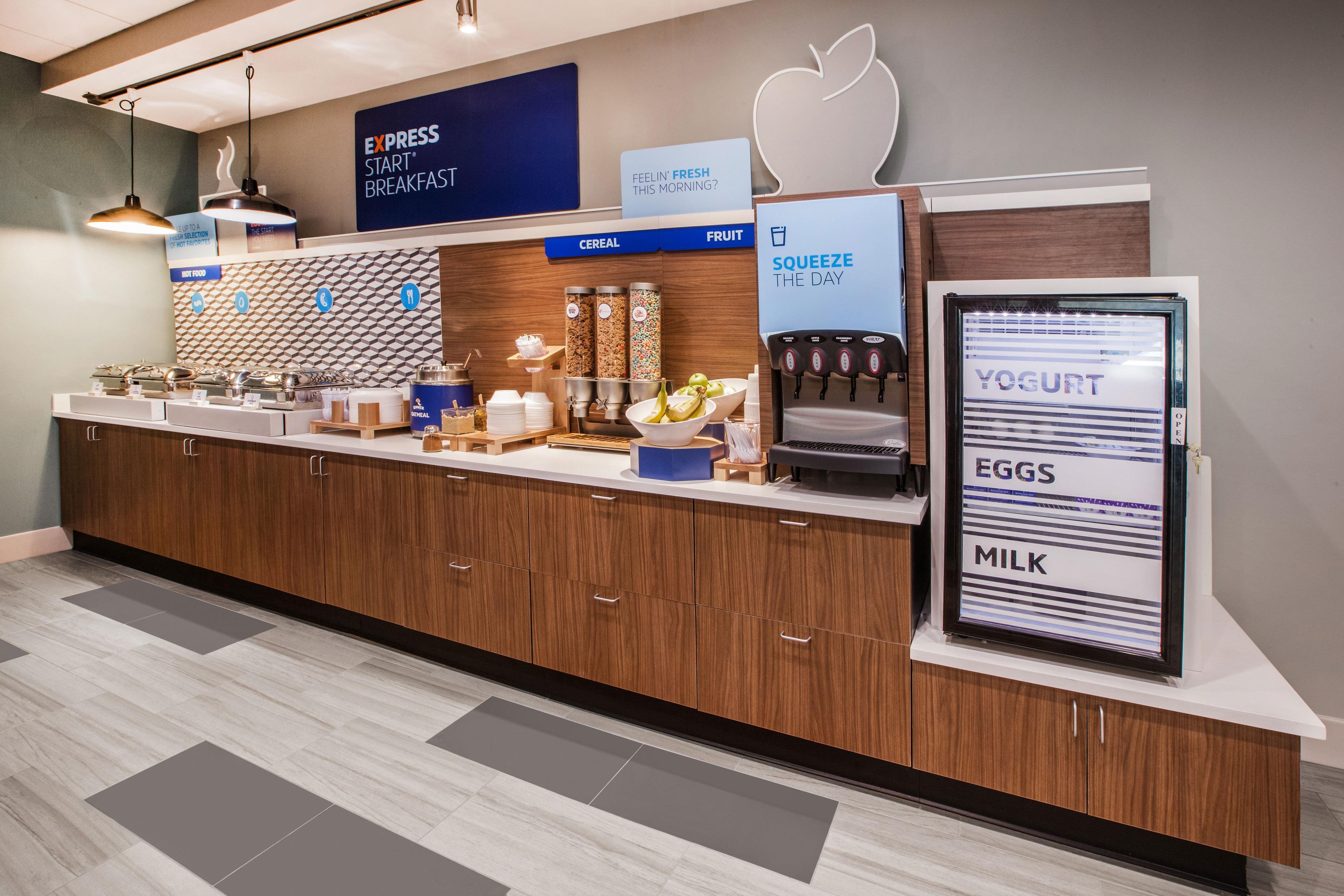 Holiday Inn Express & Suites Batesville By Ihg Bagian luar foto