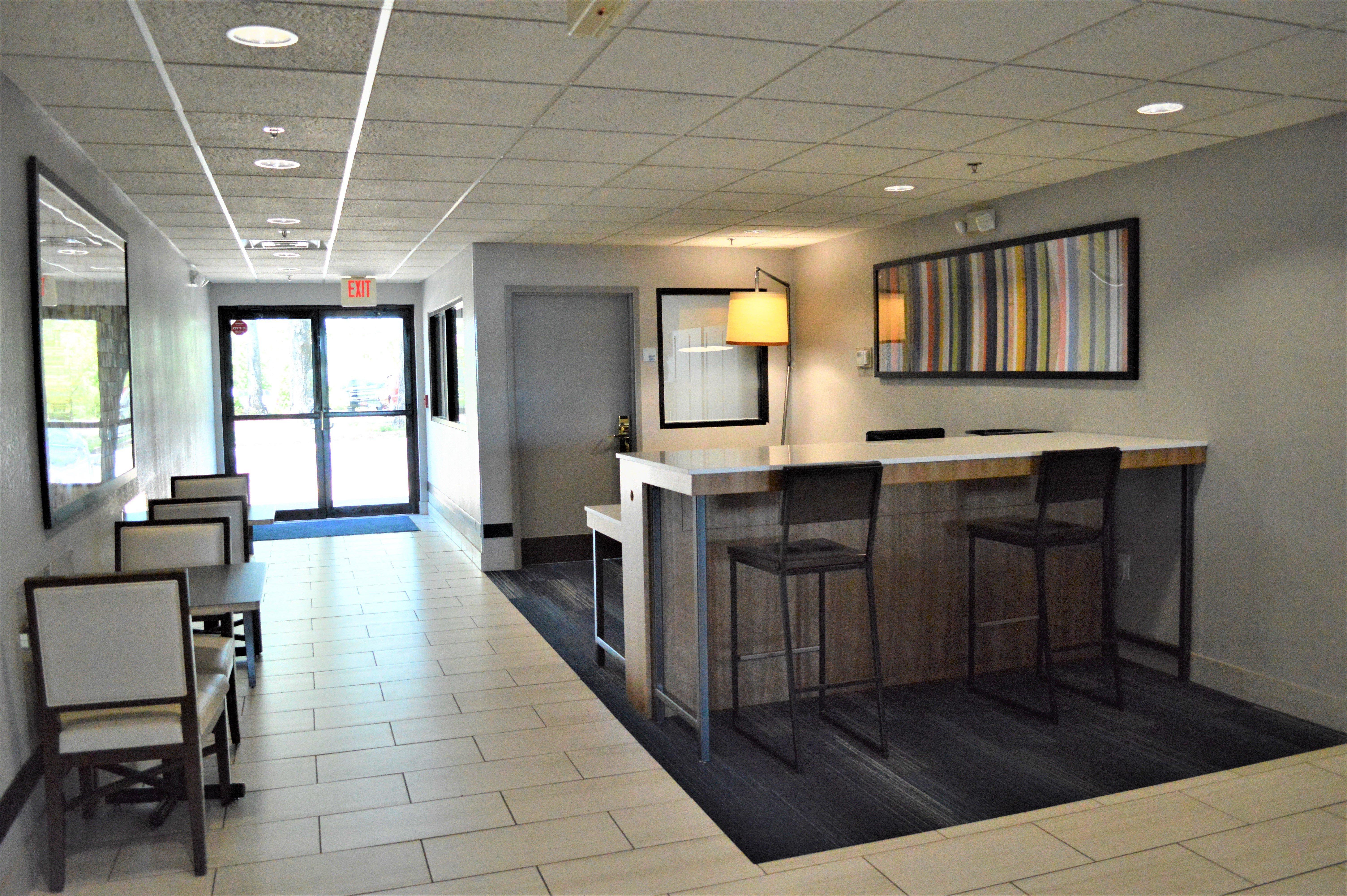 Holiday Inn Express & Suites Batesville By Ihg Bagian luar foto