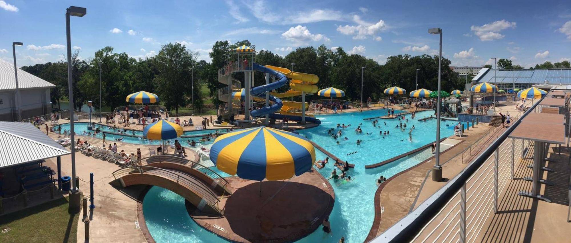 Holiday Inn Express & Suites Batesville By Ihg Bagian luar foto