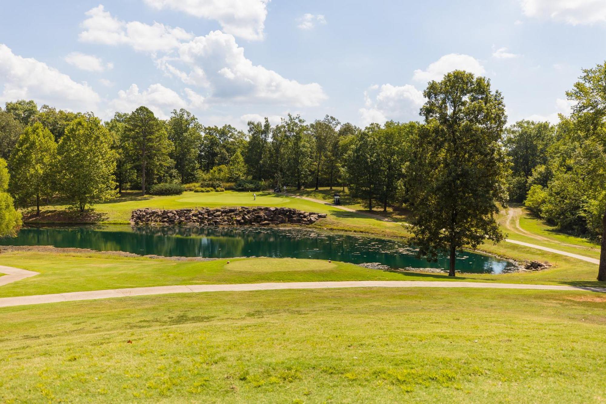 Holiday Inn Express & Suites Batesville By Ihg Bagian luar foto